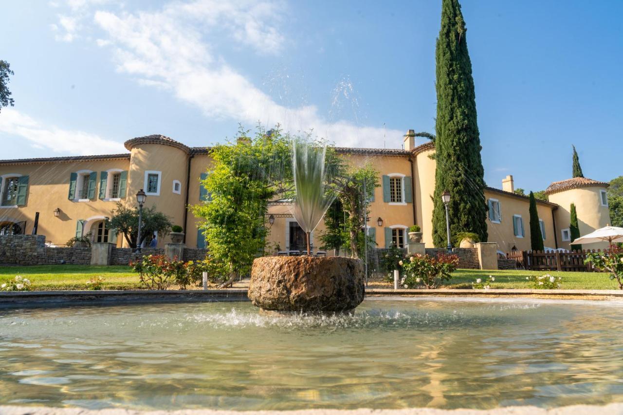 Chateau Les Crostes Lodge