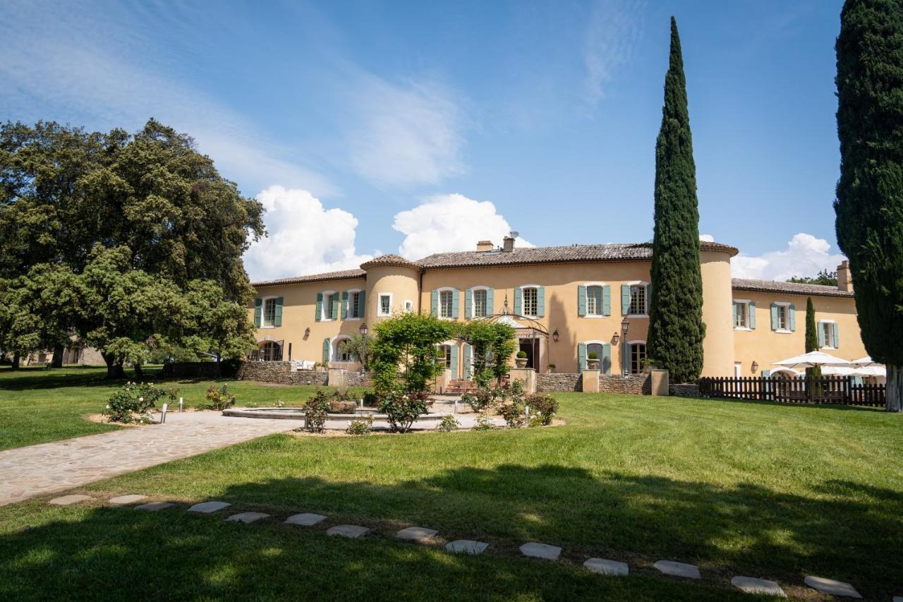 Chateau Les Crostes Lodge *