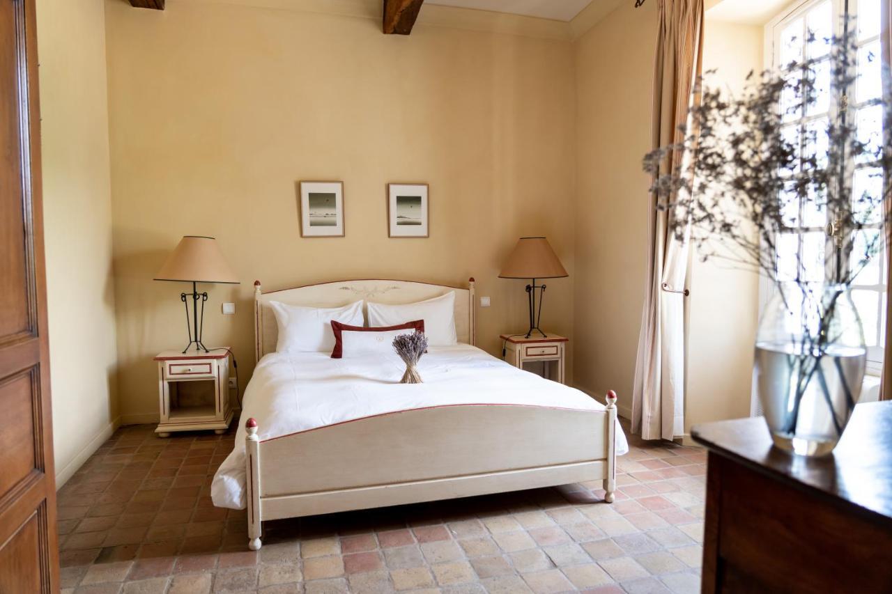 Chateau Les Crostes Lodge *